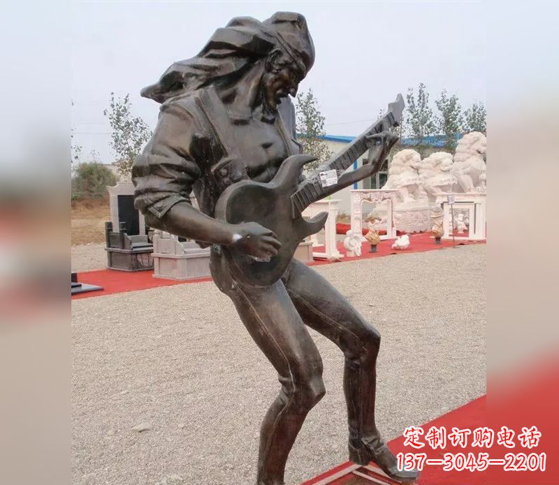威海弹吉他广场小品人物铜雕