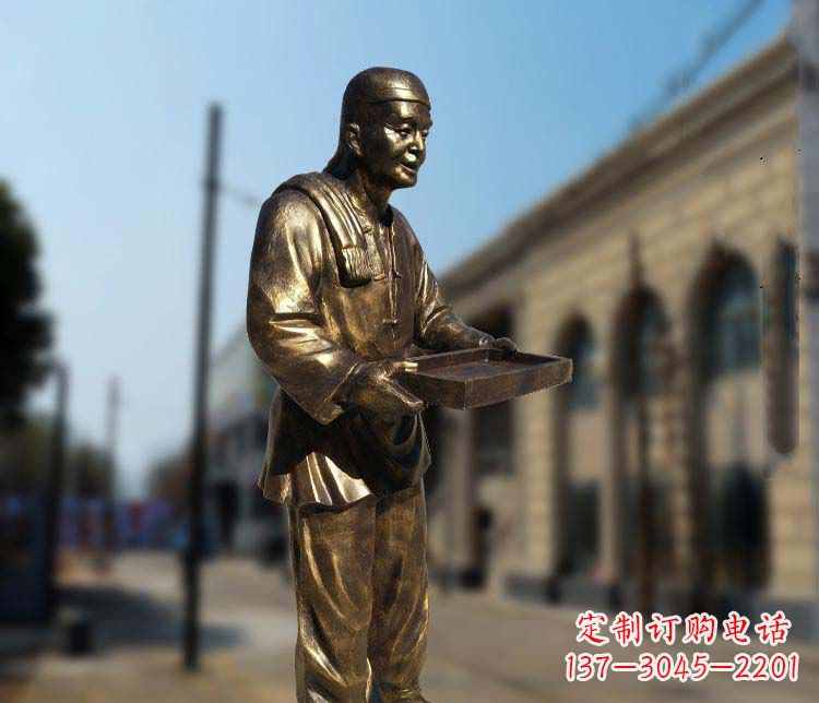 威海店小二人物铜雕1
