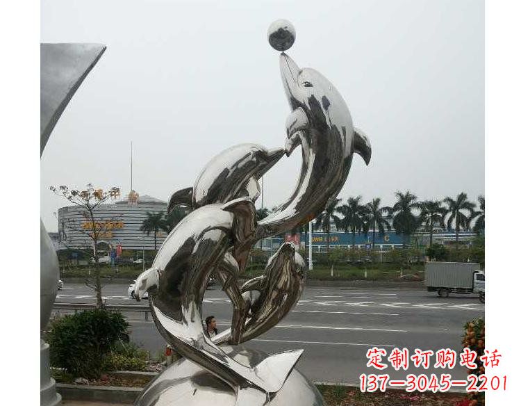 威海海豚精美不锈钢雕塑