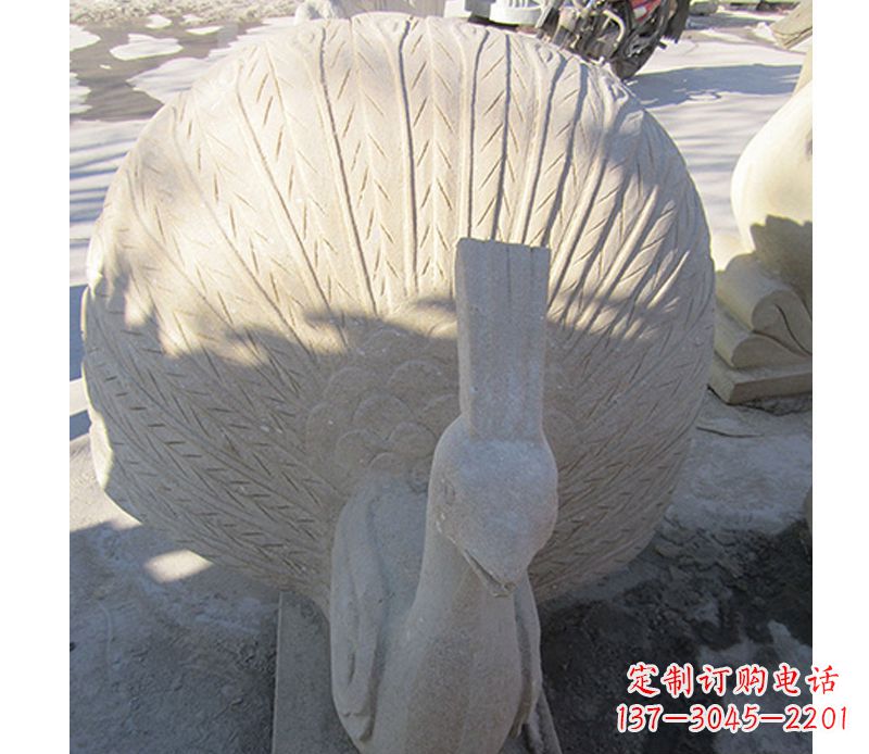 威海优雅高贵的孔雀石雕