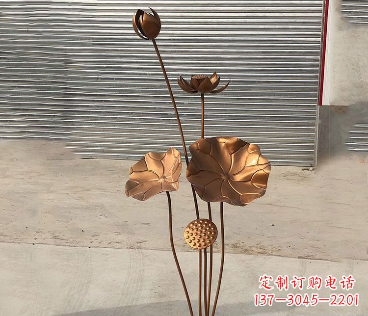 威海锻铜不锈钢荷花雕塑