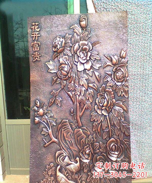 威海锻铜牡丹雕塑