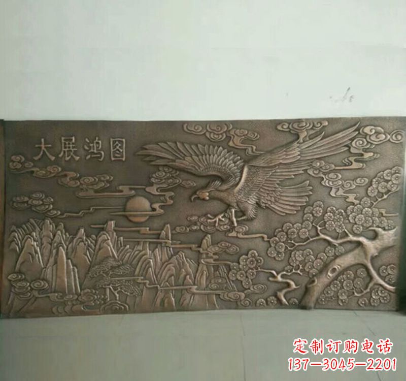 威海精致锻铜老鹰雕塑