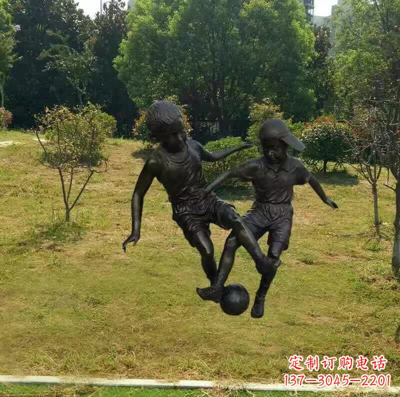 威海中领雕塑出品,精致足球雕塑,带您重温童年欢乐