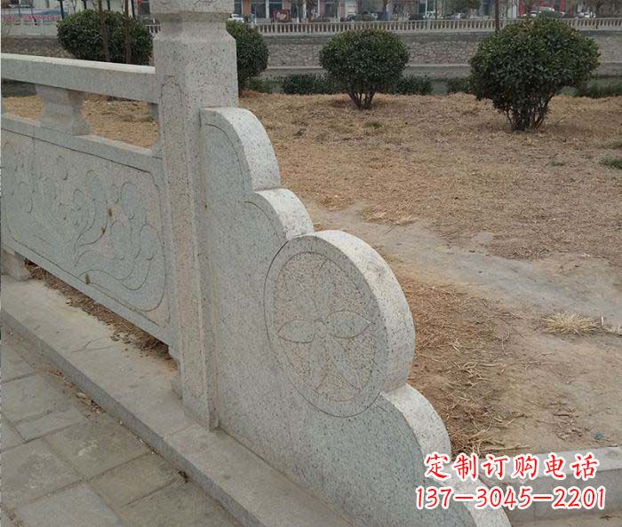 威海精美仿古护城河石雕栏板