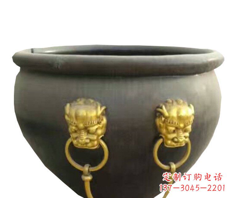 威海仿古鎏金狮子头水缸铜雕塑