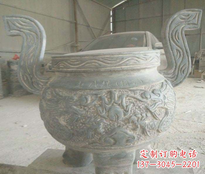 威海青铜仿古三足香炉石雕