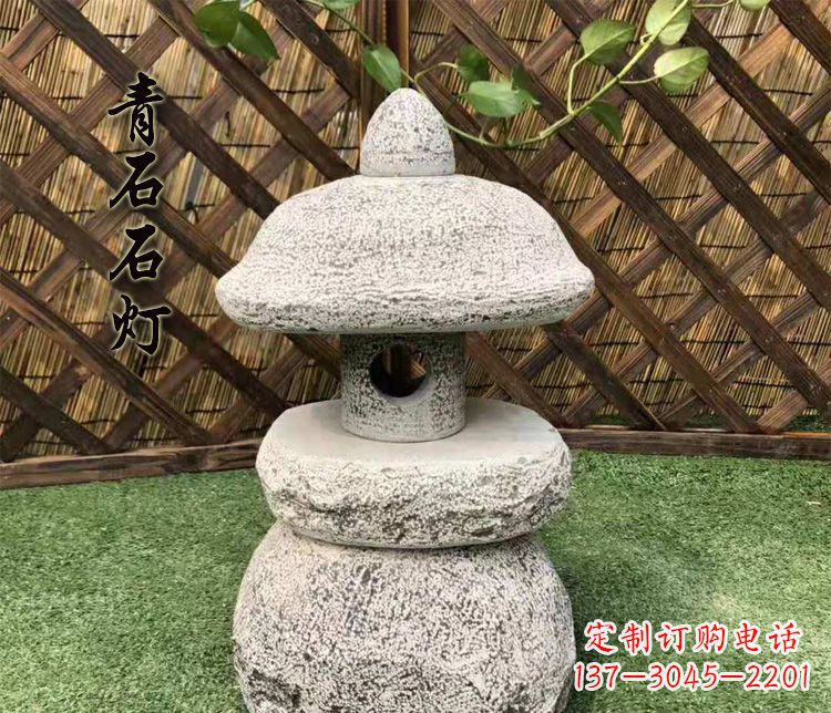 威海精美仿古石灯公园照明灯石雕