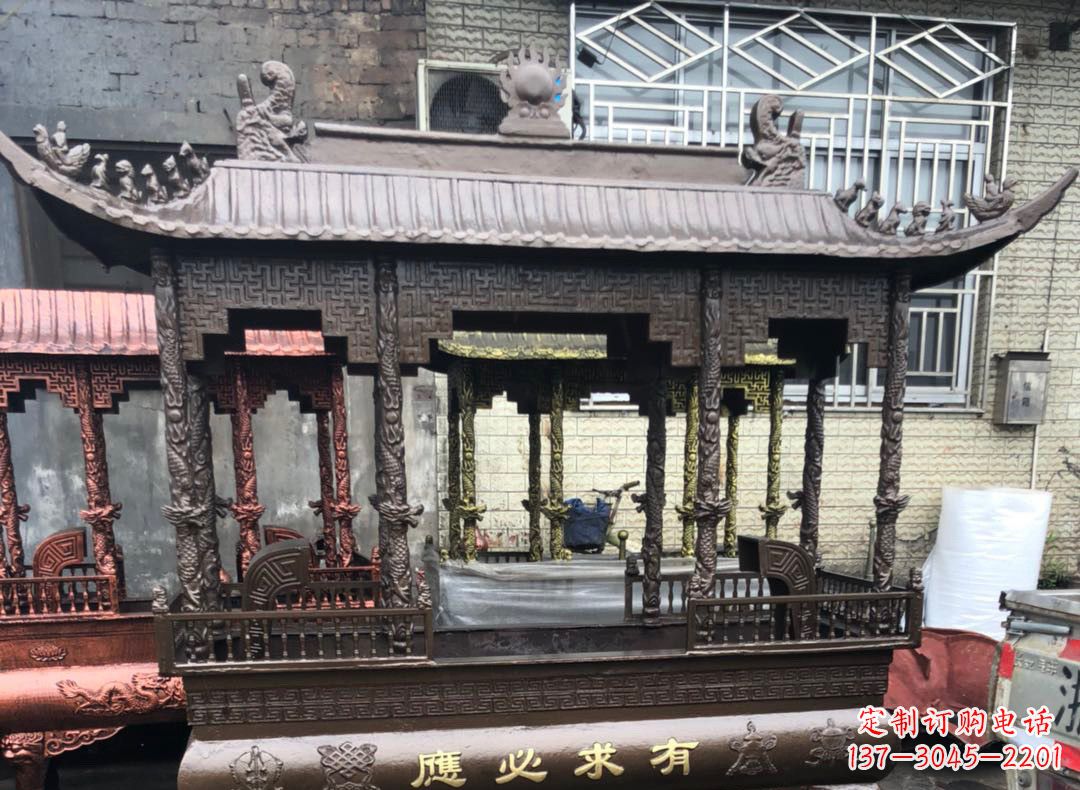 威海精美仿古铜香炉雕塑