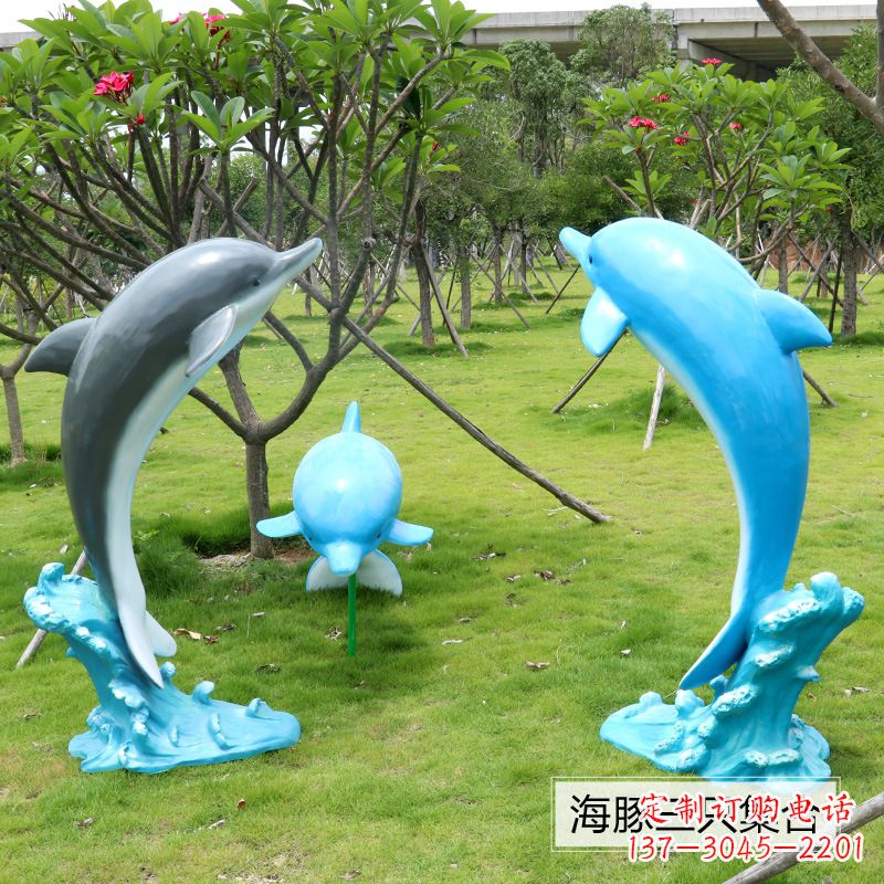 威海精致仿真玻璃钢海豚雕塑