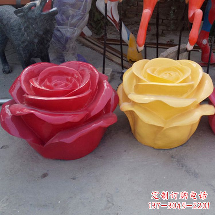 威海精美仿真玻璃钢玫瑰雕塑