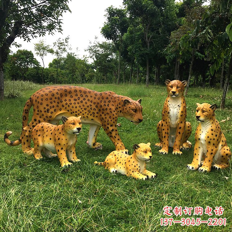 威海精美玻璃钢豹子雕塑