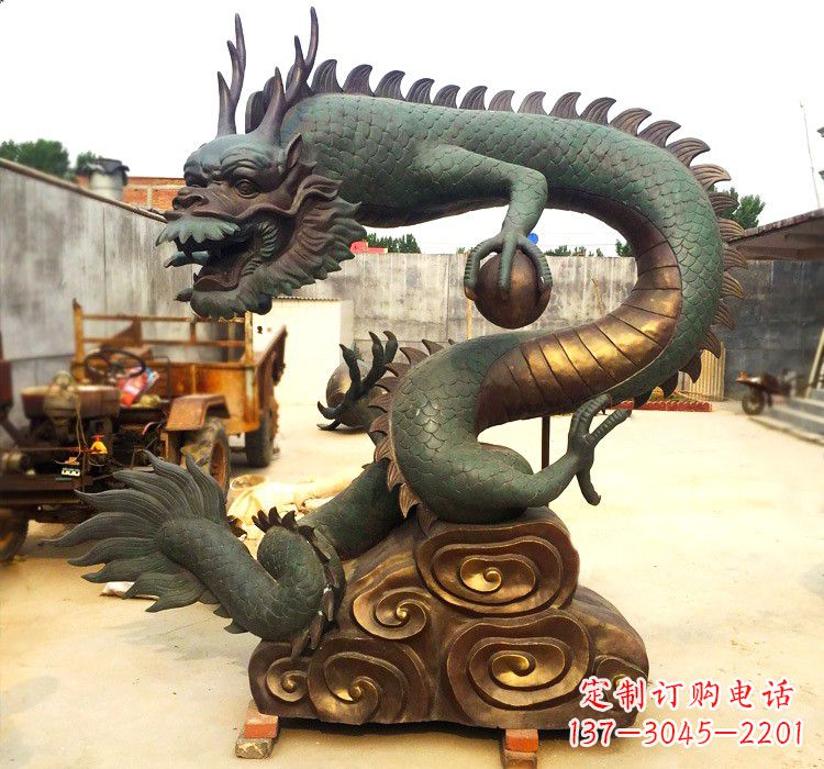 威海飞龙戏珠铜雕