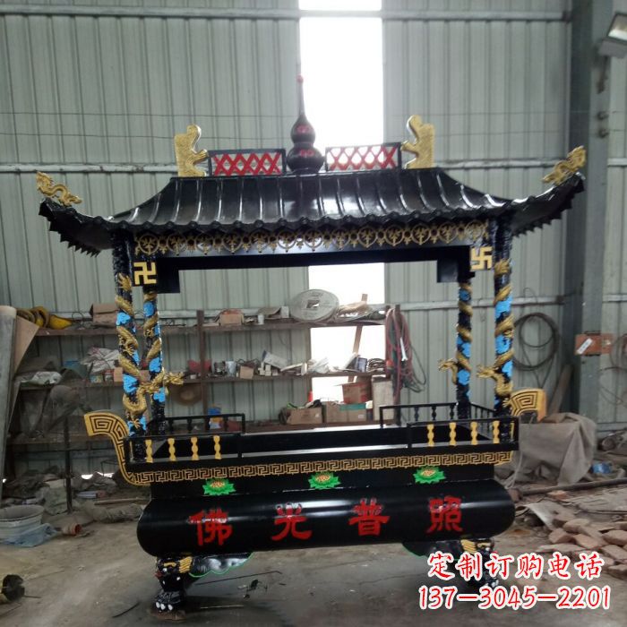 威海精美绝伦的浮雕龙纹铜香炉雕塑