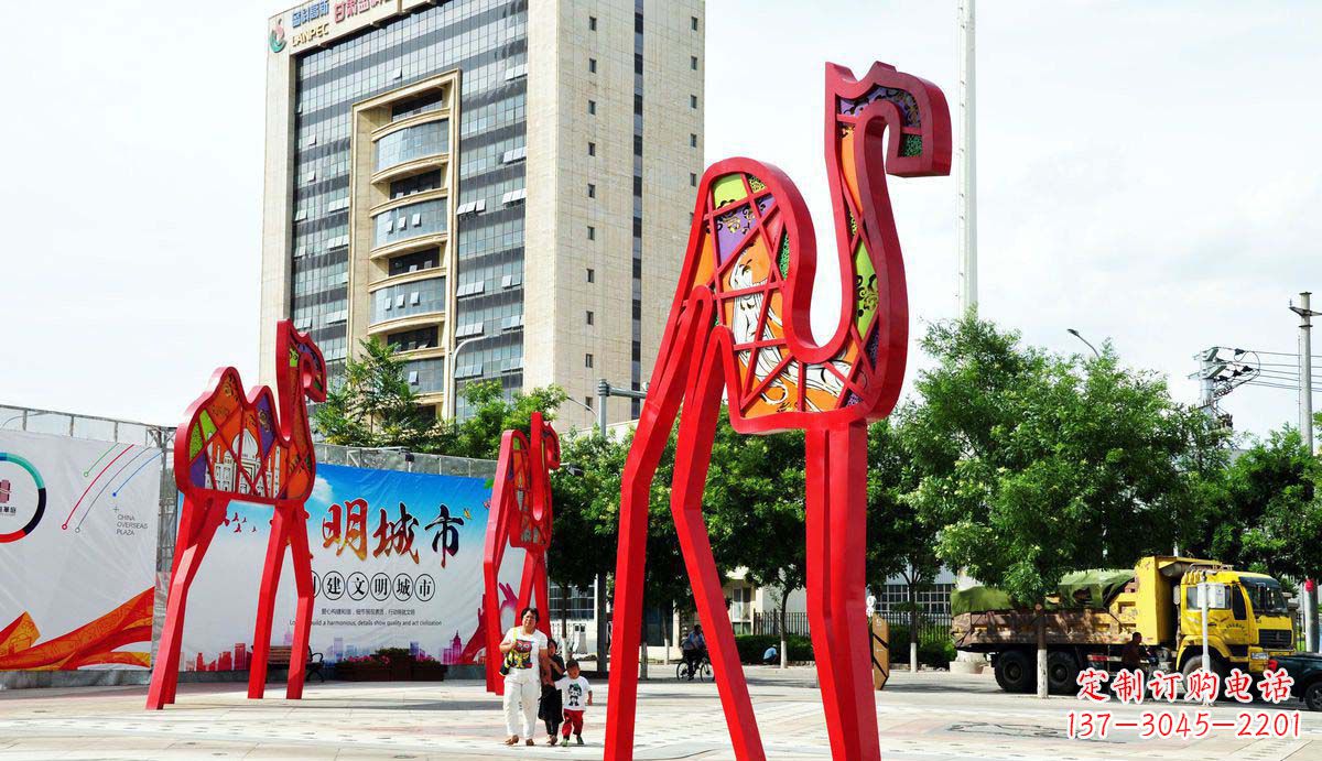 威海欣赏经典之美,拥有完美的高端骆驼雕塑