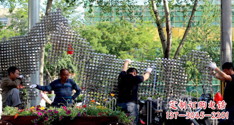 威海中领雕塑 - 动物抽象不锈钢雕塑