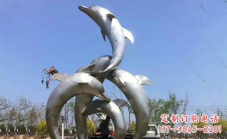 威海品质精美的不锈钢海豚雕塑