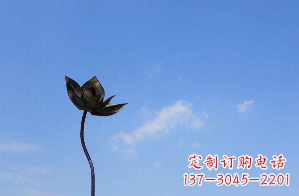 威海公园不锈钢荷花雕塑