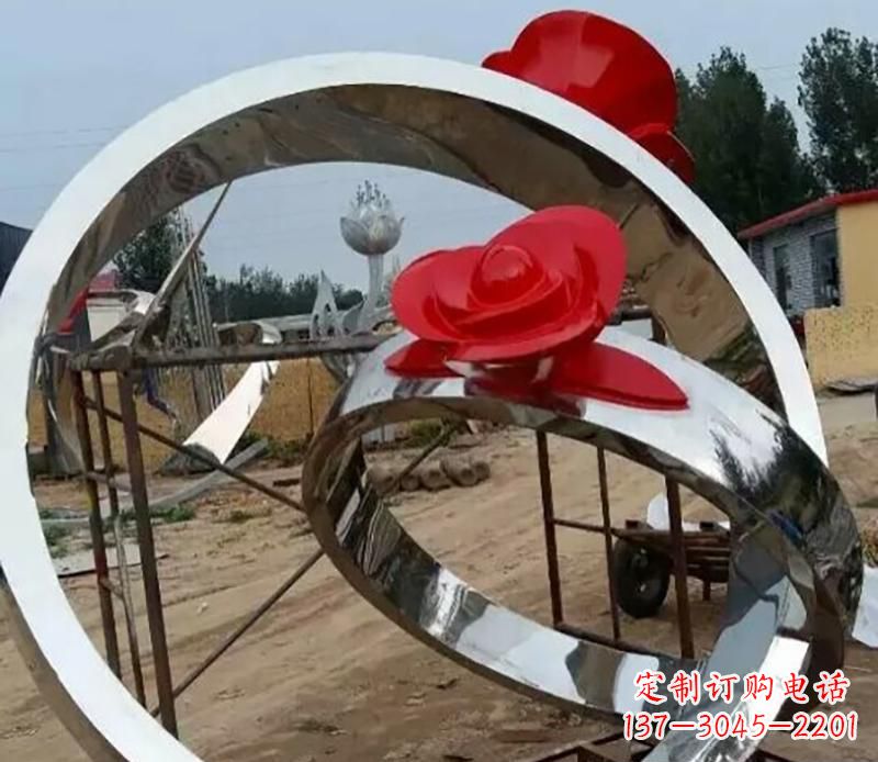 威海精致的不锈钢戒指雕塑
