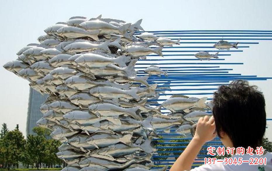 威海公园不锈钢鲤鱼群雕塑