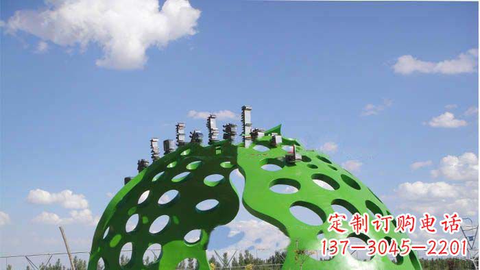 威海约克公园不锈钢镂空半圆拱门雕塑