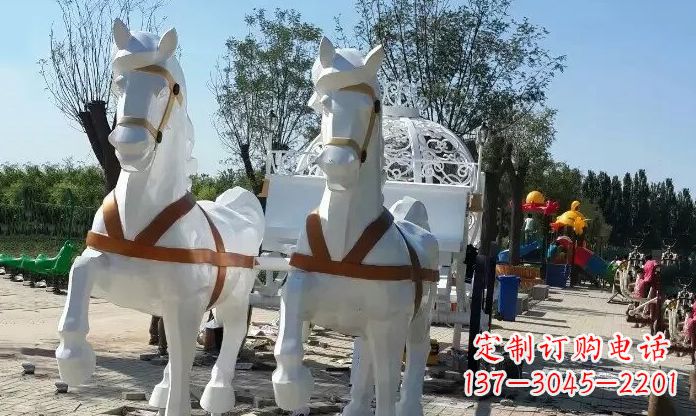 威海优雅迷人的不锈钢马车雕塑