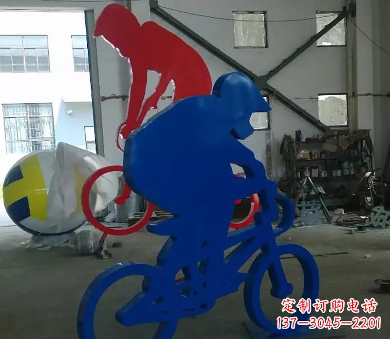 威海公园不锈钢骑自行车运动人物雕塑