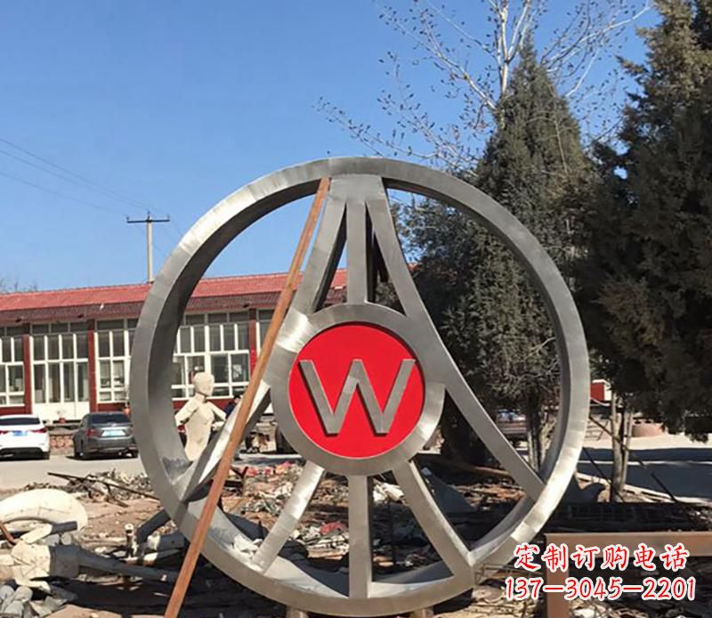 威海精美的不锈钢圆球字母景观雕塑