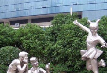 威海优质不锈钢学生人物雕塑