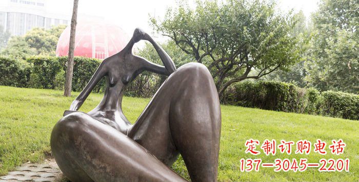 威海独特而精美的抽象女人铜雕