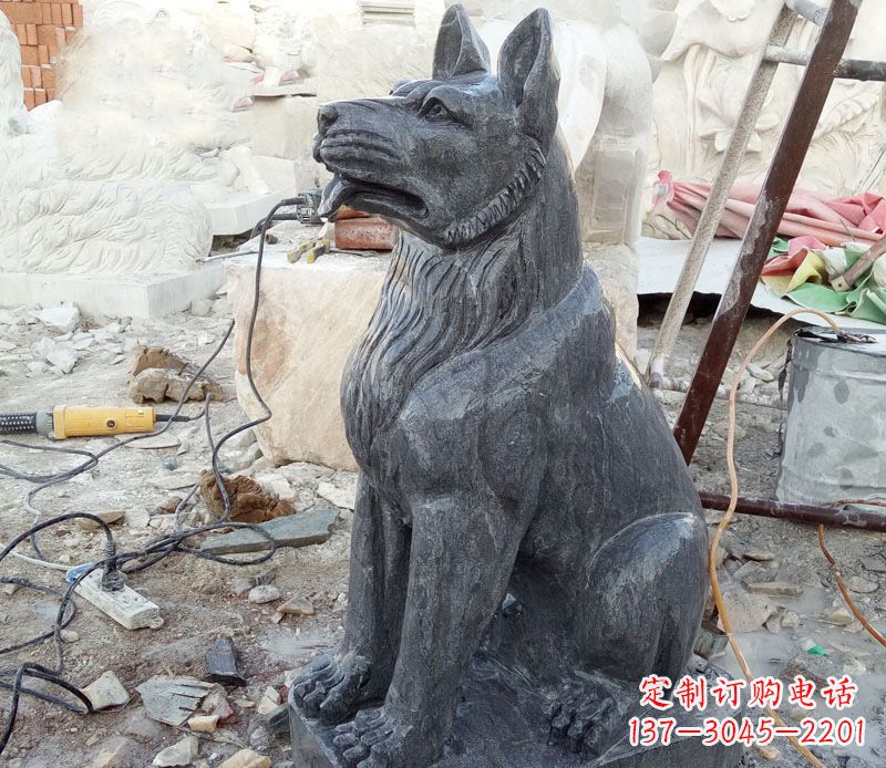 威海狗雕塑,以自然主题展现美丽艺术