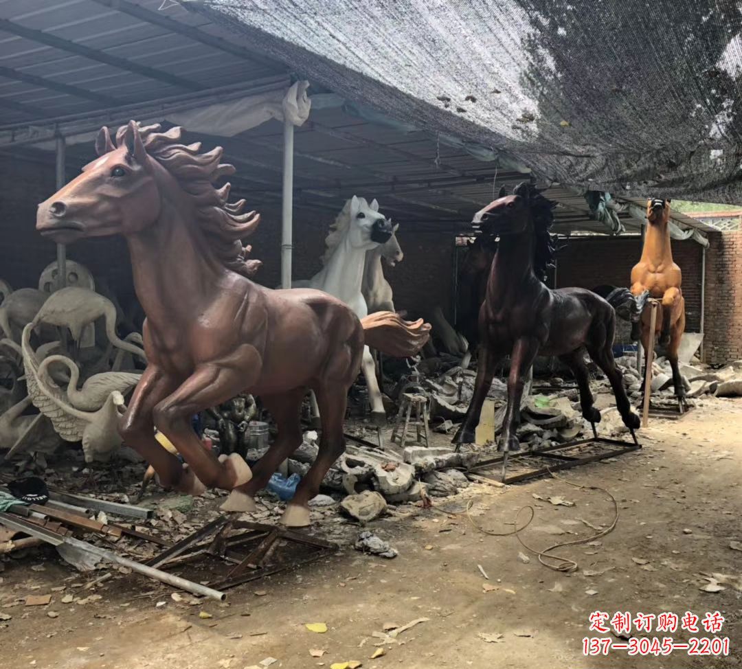 威海公园动物铜马雕塑