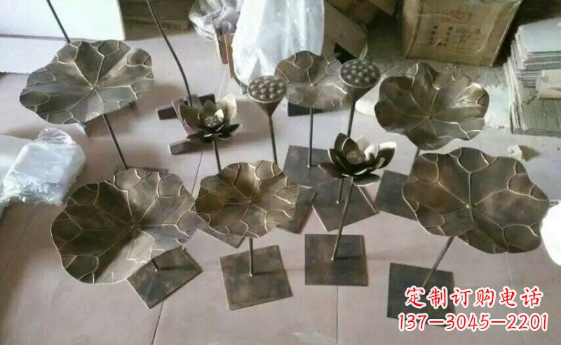 威海精美荷叶锻铜雕塑