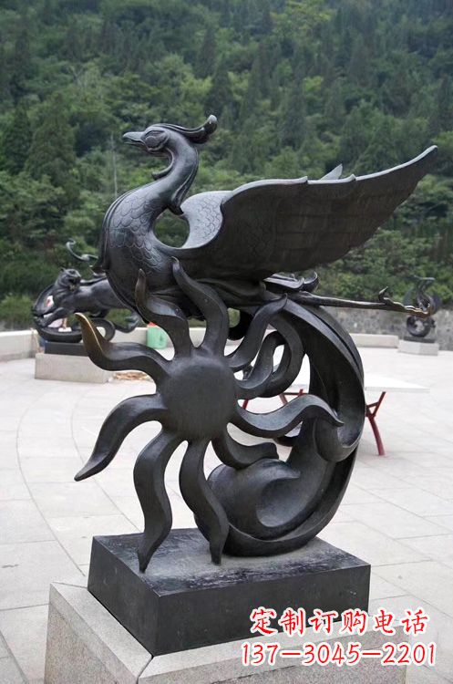 威海天四灵朱雀神鸟雕塑——象征希望的贵族精神