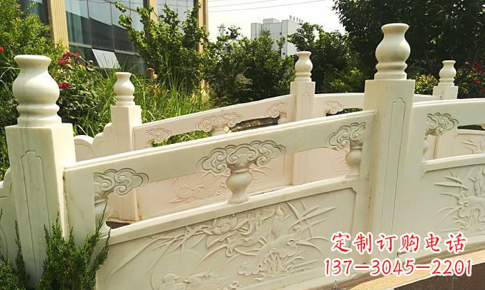 威海精美汉白玉石拱桥雕塑