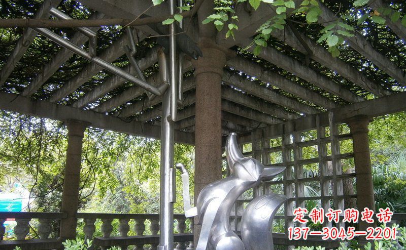 威海动物铜雕——公园狐狸与乌鸦小品