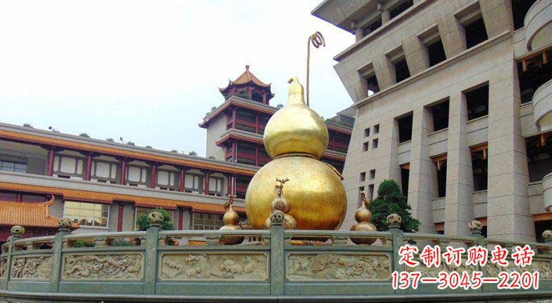 威海公园葫芦景观铜雕