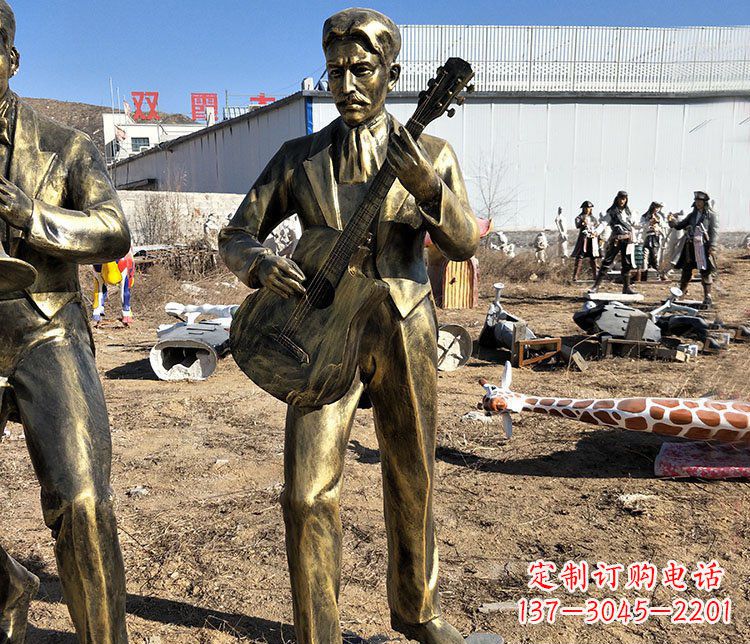 威海玩乐无穷的吉他雕塑