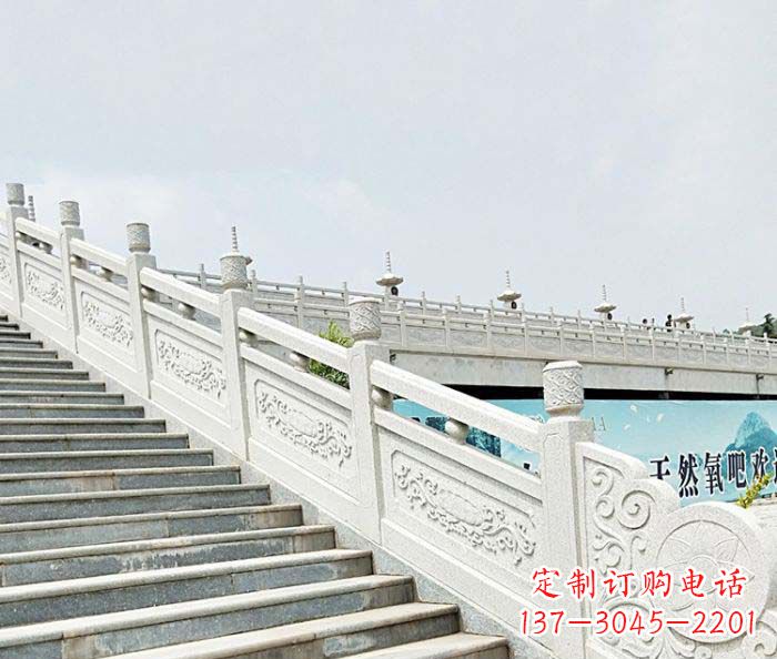 威海精美绝伦的汉白玉石栏板雕塑