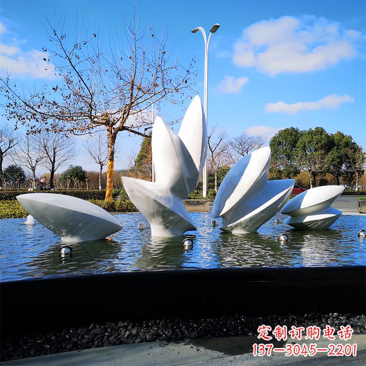 威海精美纯铜树叶雕塑