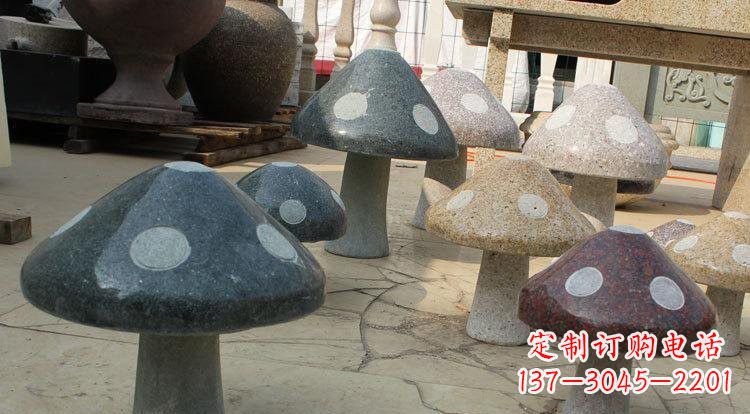 威海公园蘑菇石雕