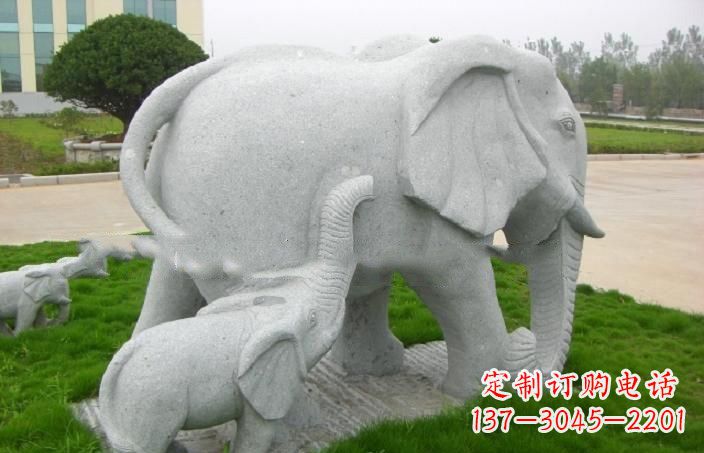 威海传神静谧的大象石雕