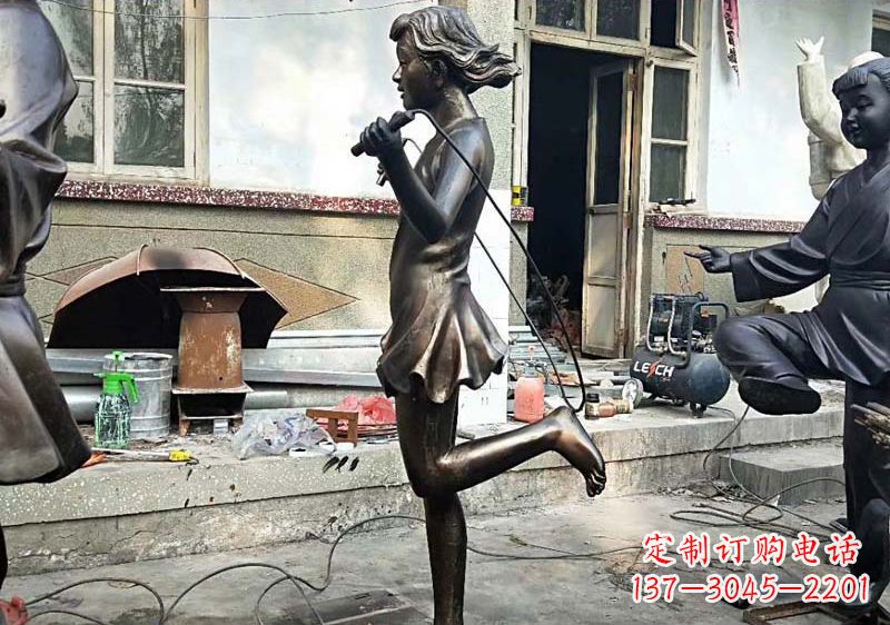 威海精美女孩铜雕