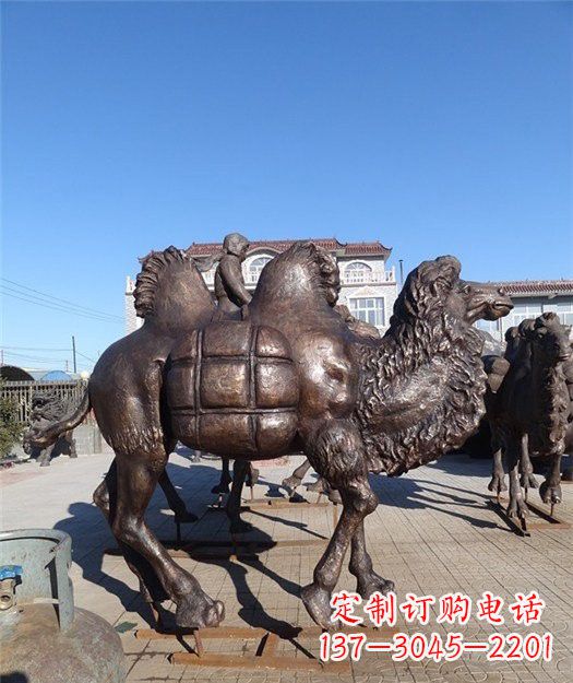威海高端铜骆驼雕塑定制