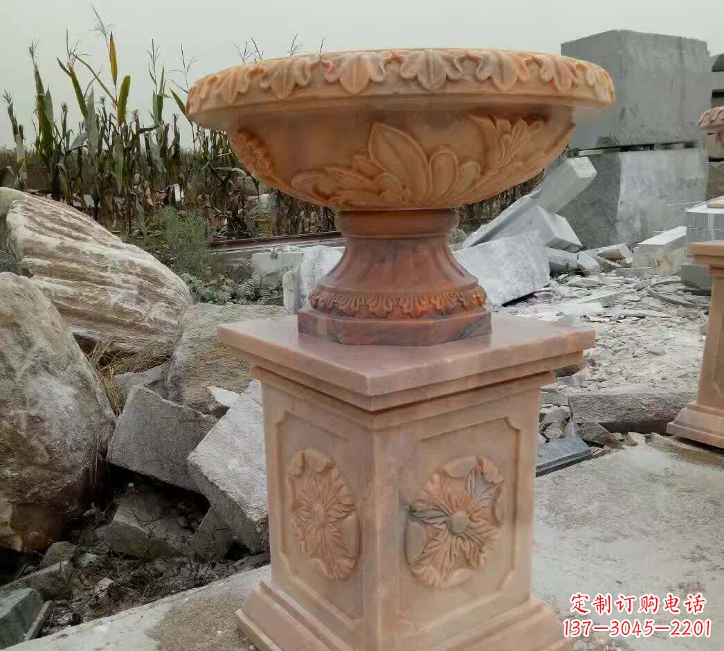威海高端花盆雕塑