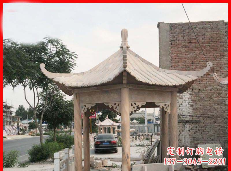 威海公园晚霞红六角石凉亭雕塑