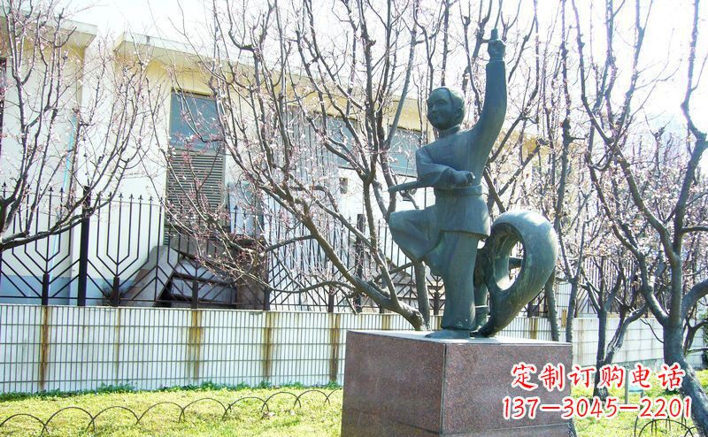 威海精致细腻的老人铜雕