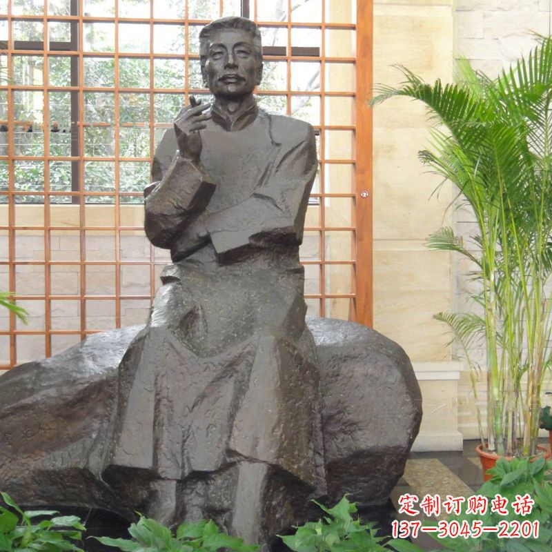 威海中领雕塑|传承历史文化的鲁迅铜雕像