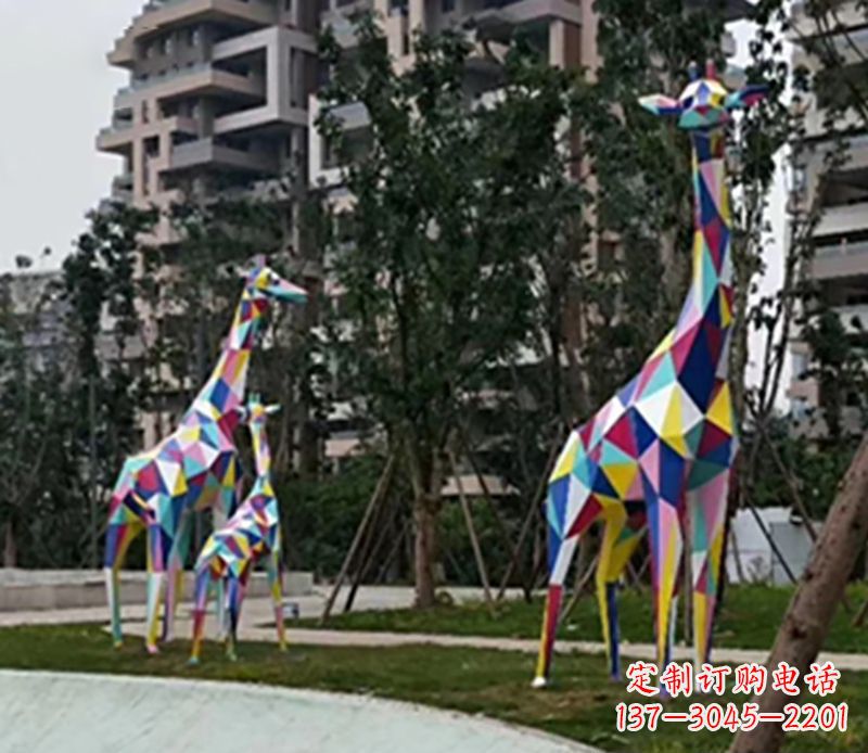 威海精美高雅的长颈鹿雕塑