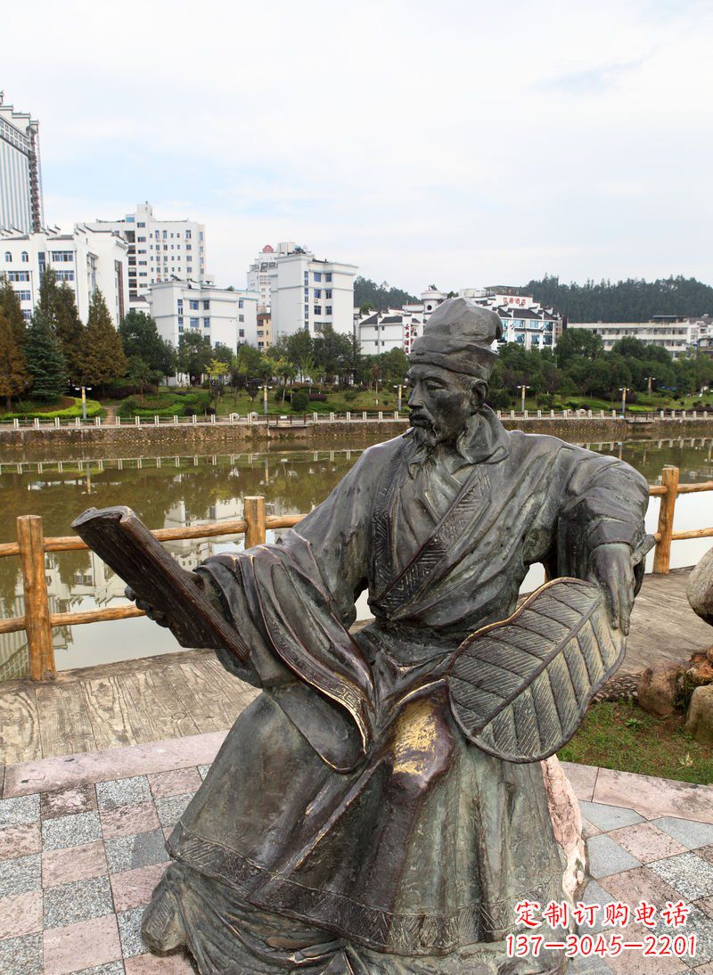 威海匠心打造的肖像诸葛亮雕塑
